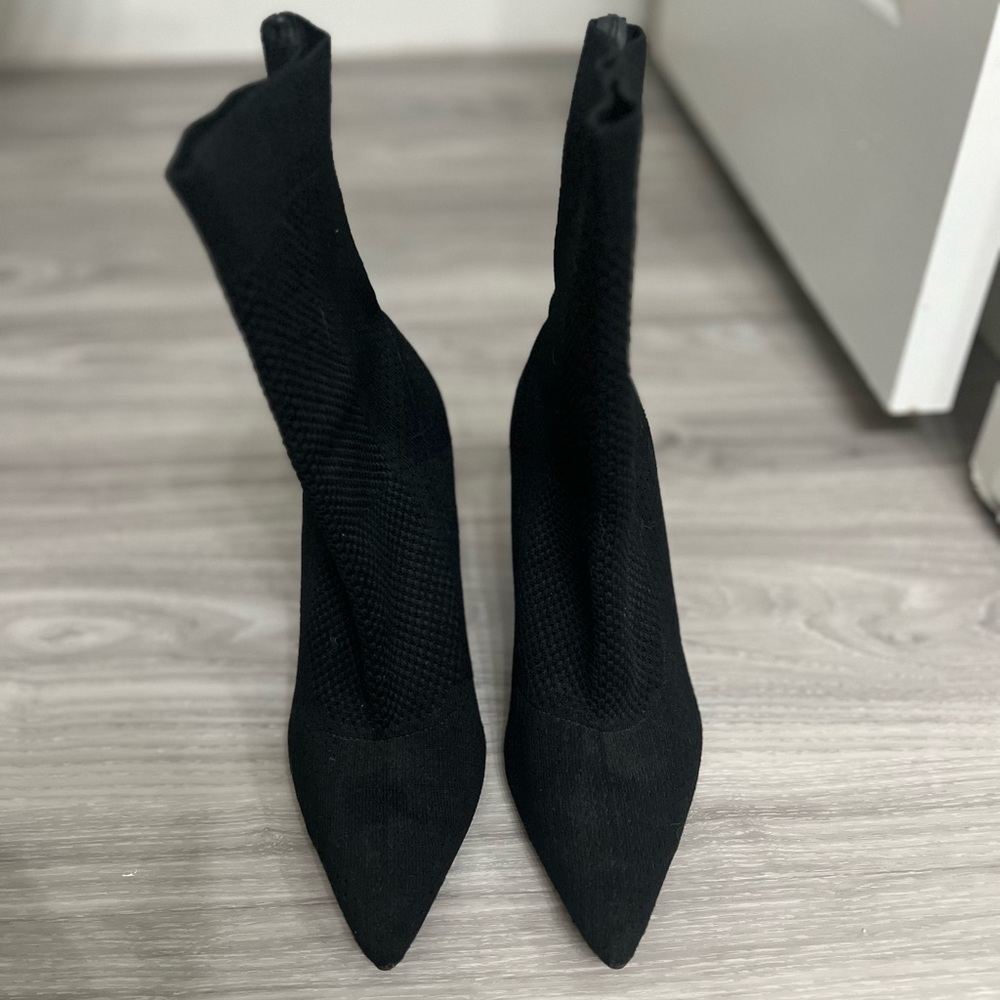 Zara sock bootie size 39